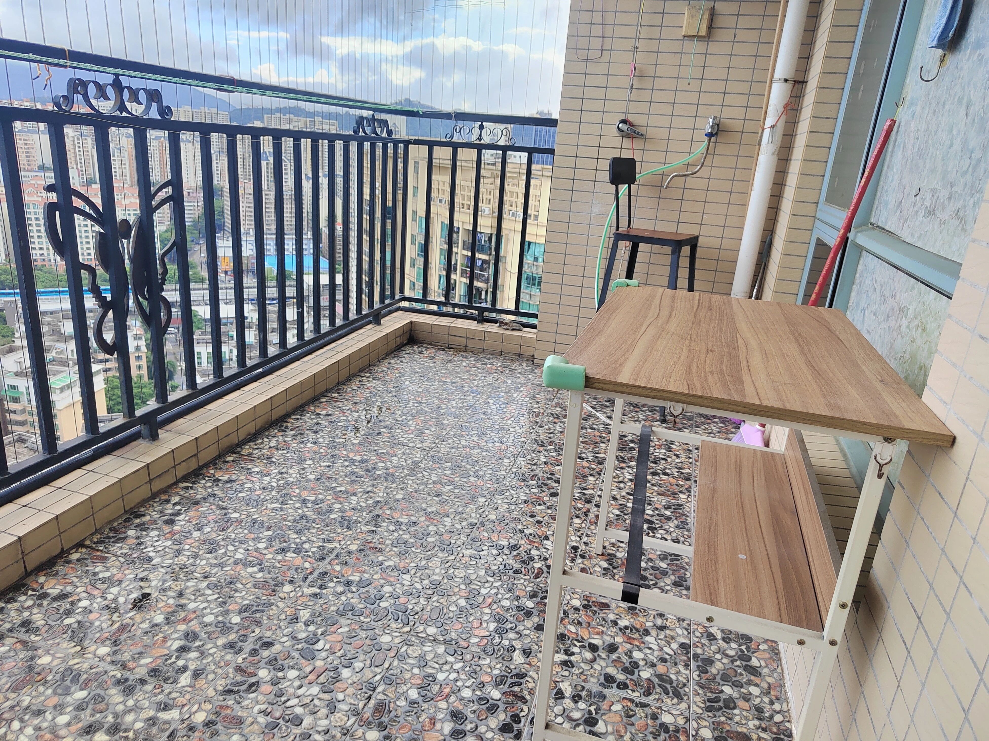 深圳康达尔五期蝴蝶堡二手房房源图片