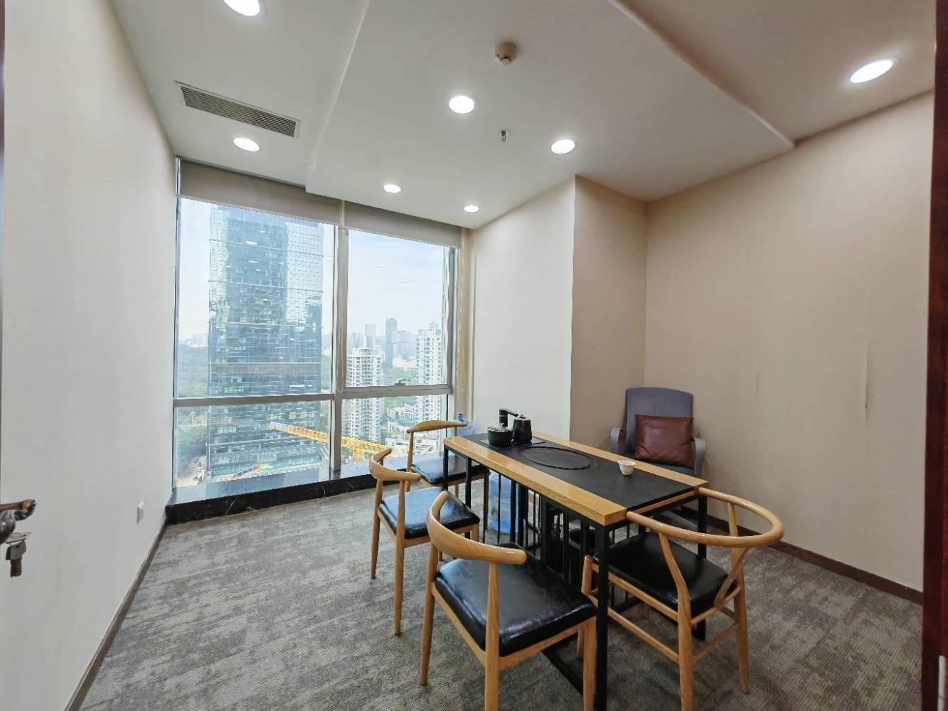 深圳荣超经贸中心二手房房源图片