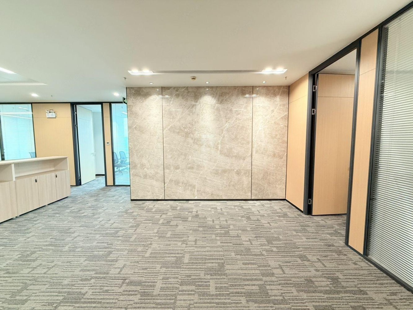 深圳华融大厦二手房房源图片