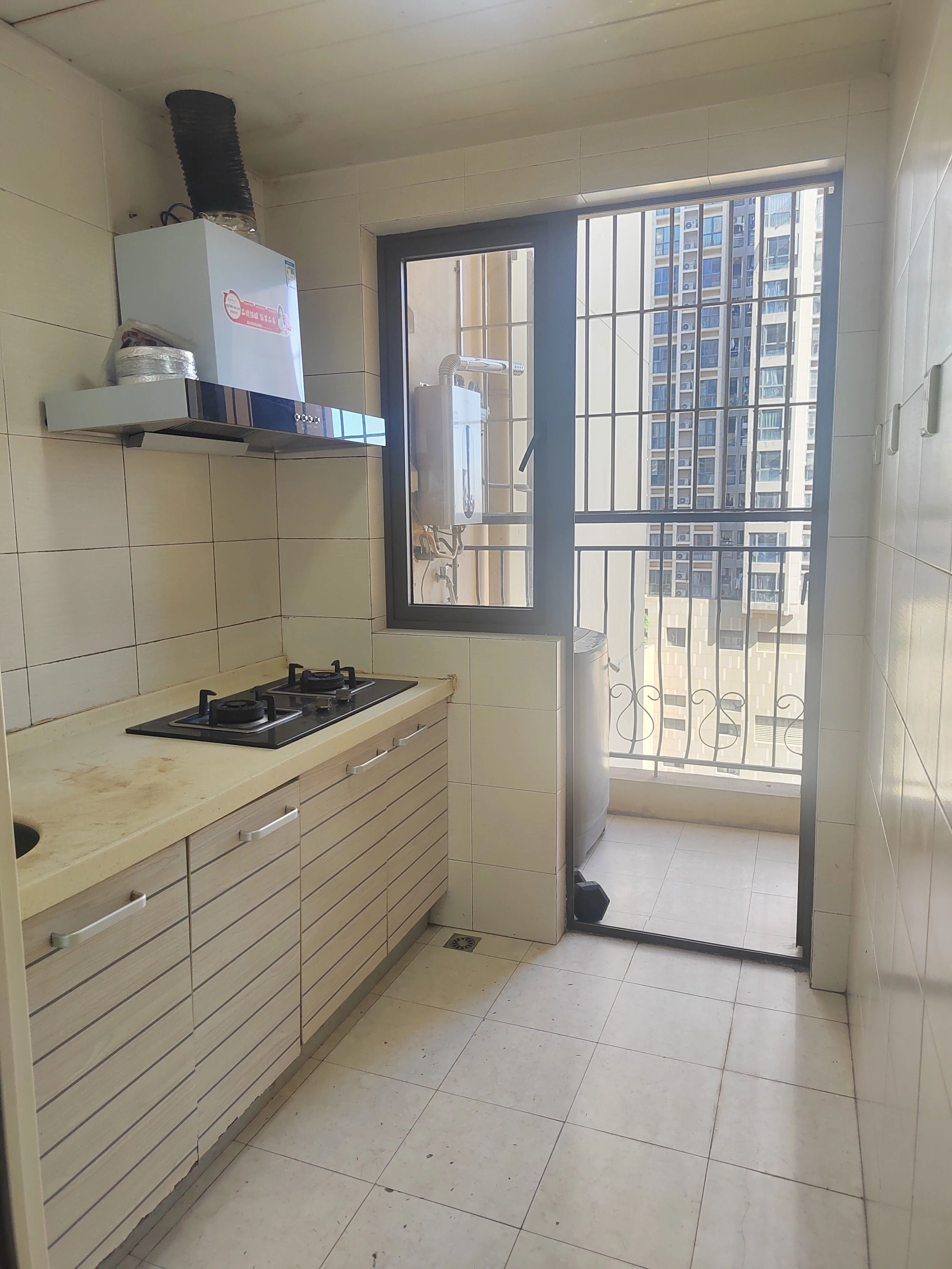 深圳英郡年华花园一期二手房房源图片