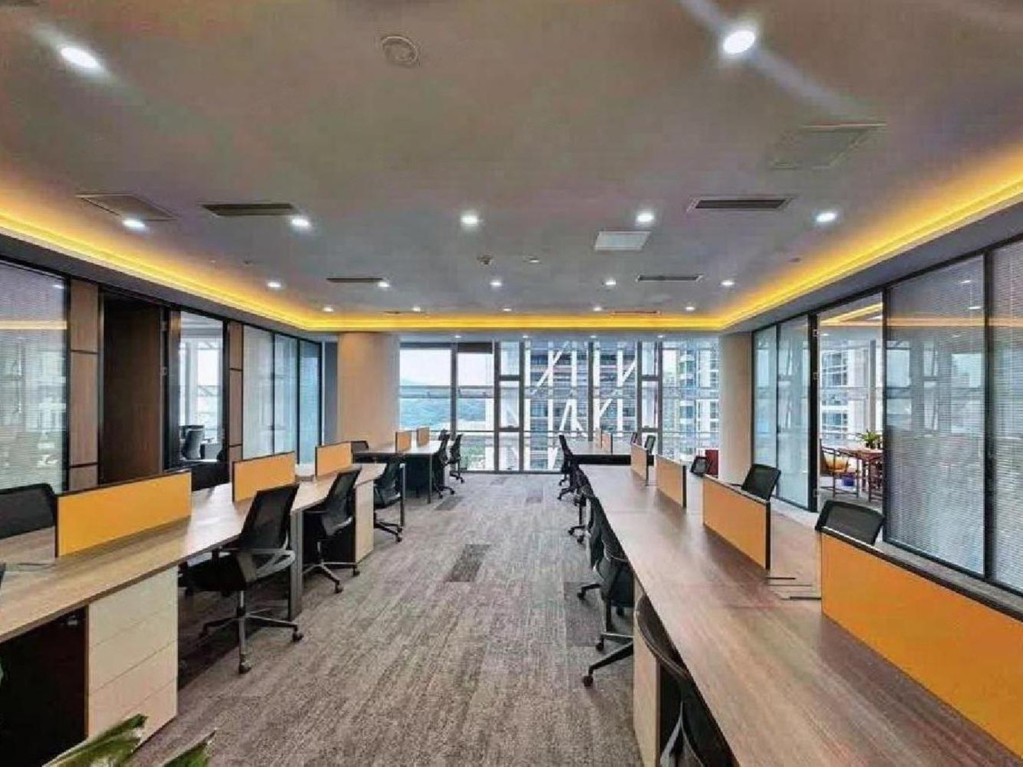 深圳荣超经贸中心二手房房源图片