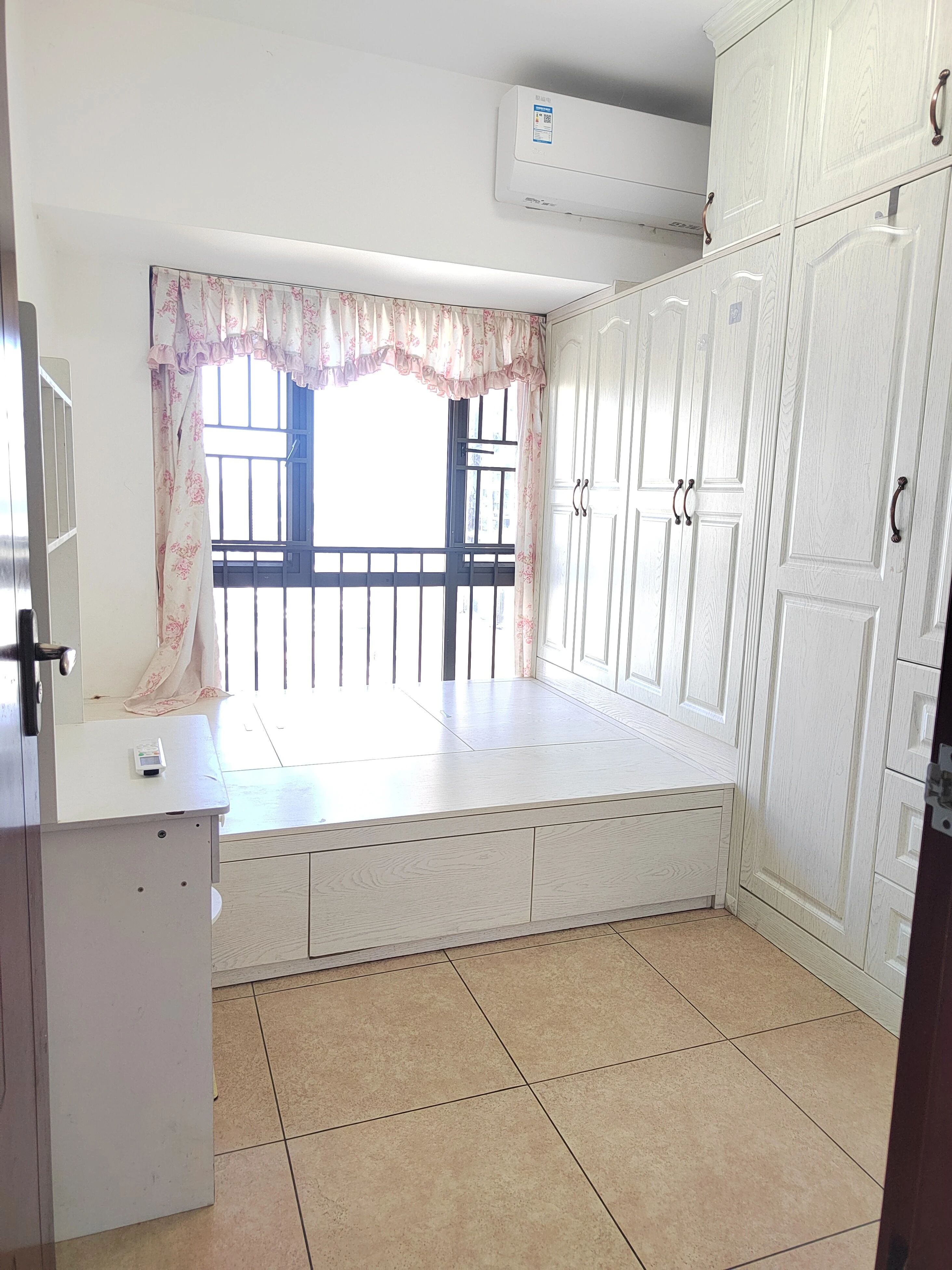 深圳英郡年华花园一期二手房房源图片