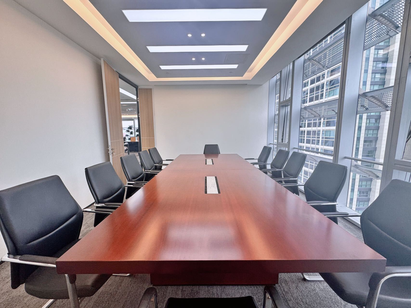 深圳荣超经贸中心二手房房源图片