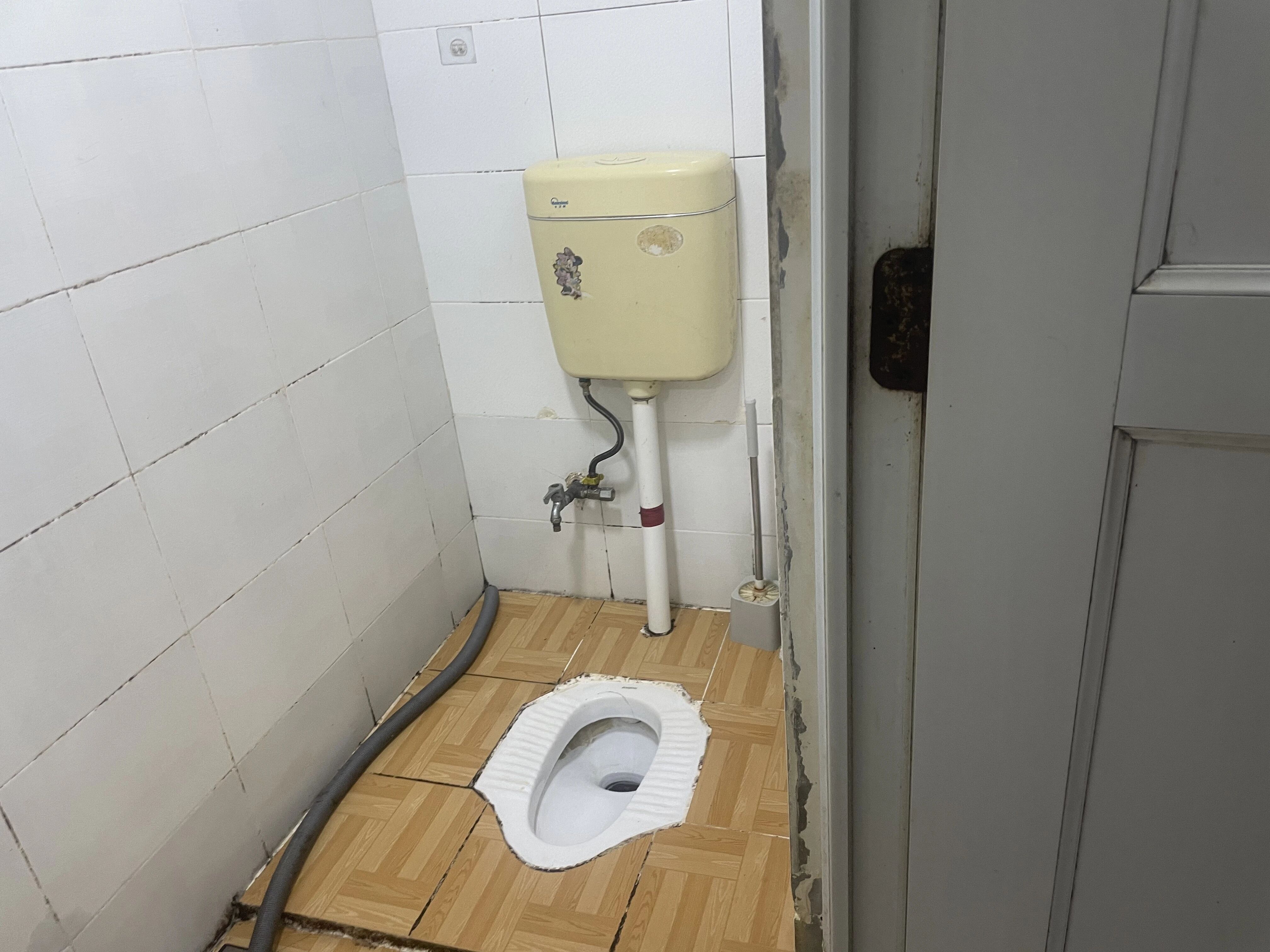 深圳庐山花园二手房房源图片