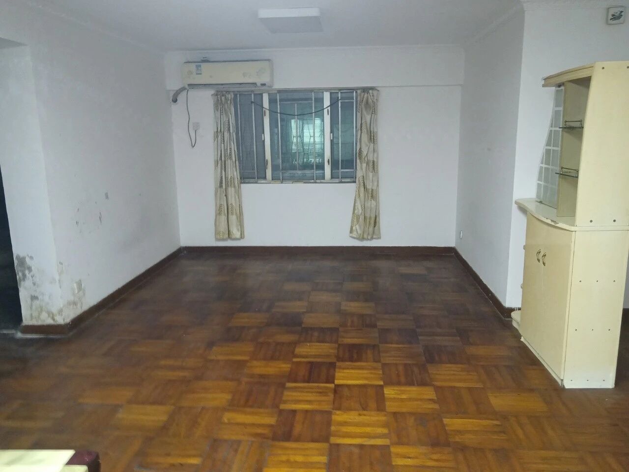 深圳云峰花园二手房房源图片