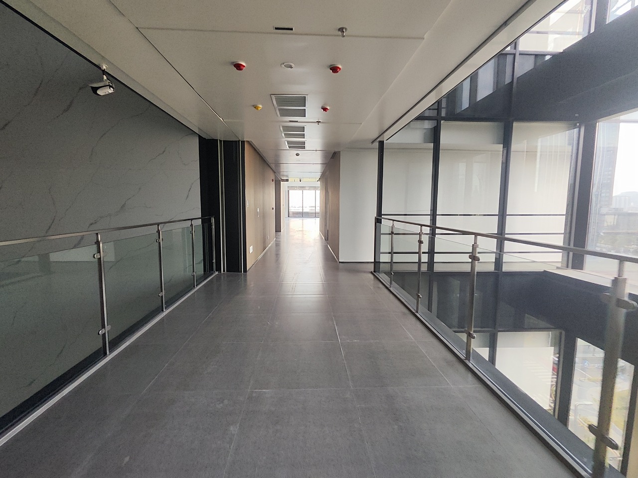 深圳前湾(地铁站)二手房房源图片