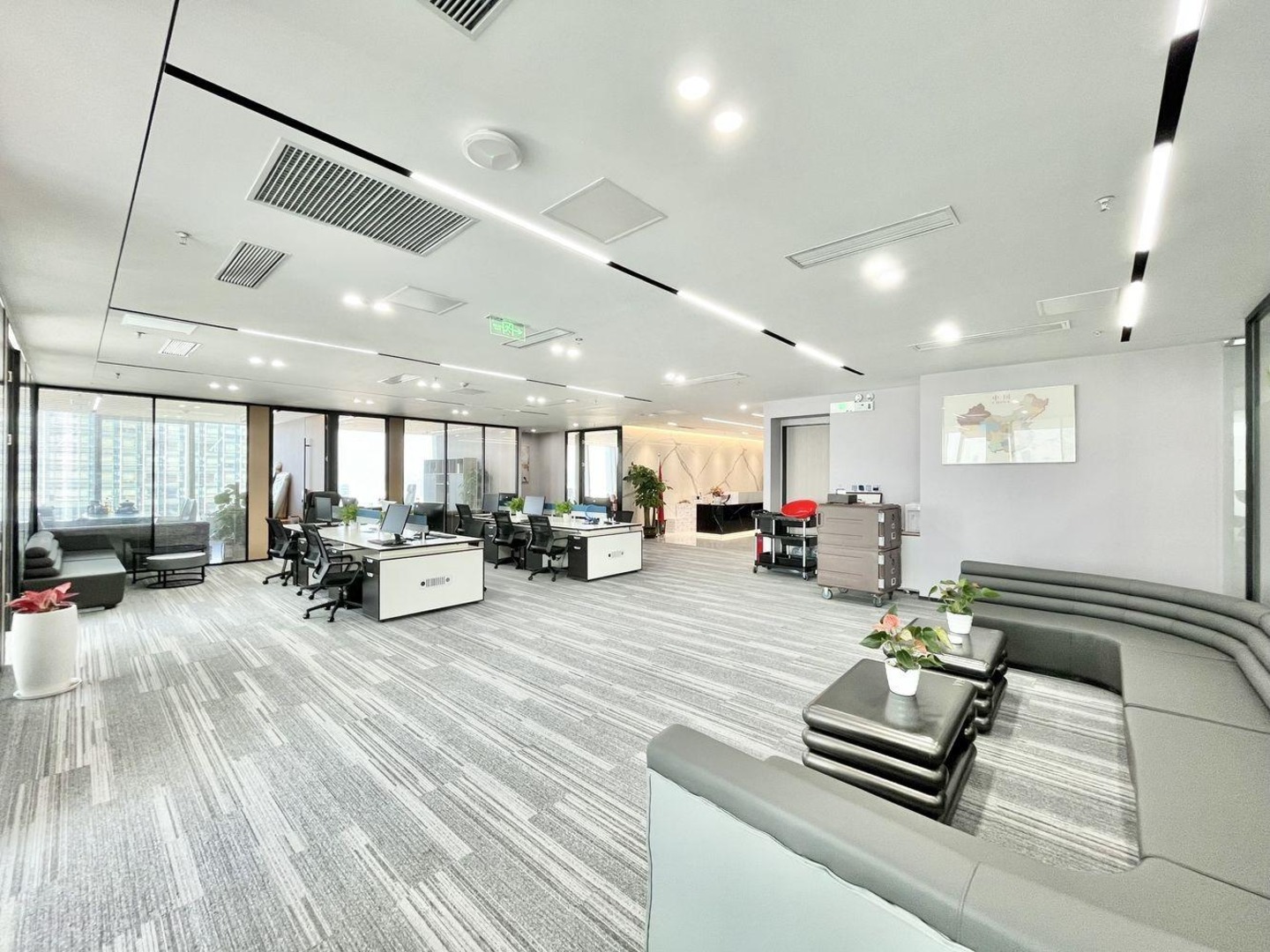 深圳前海鸿荣源中心二手房房源图片