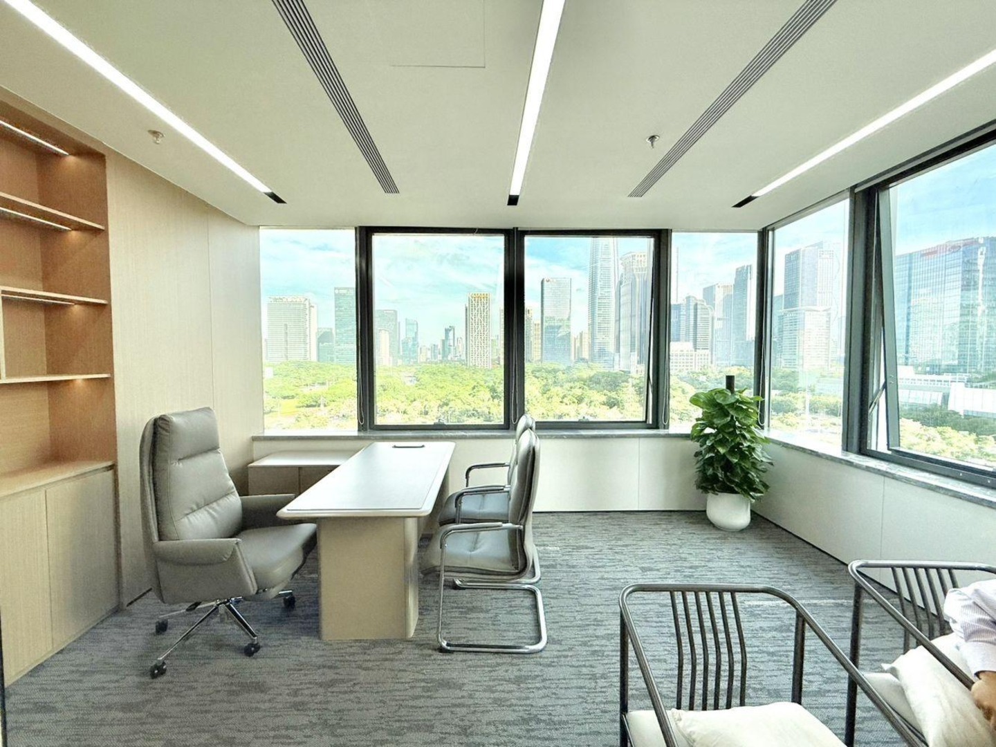 深圳卓越城二期二手房房源图片