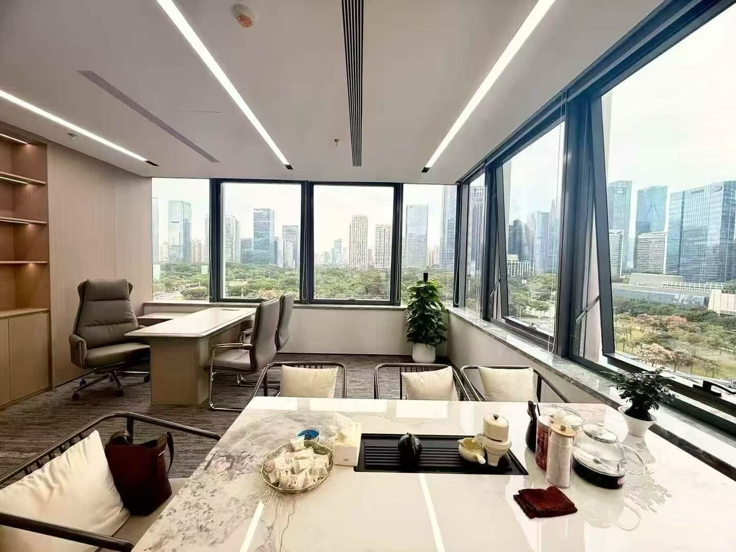 深圳中国凤凰大厦二手房房源图片