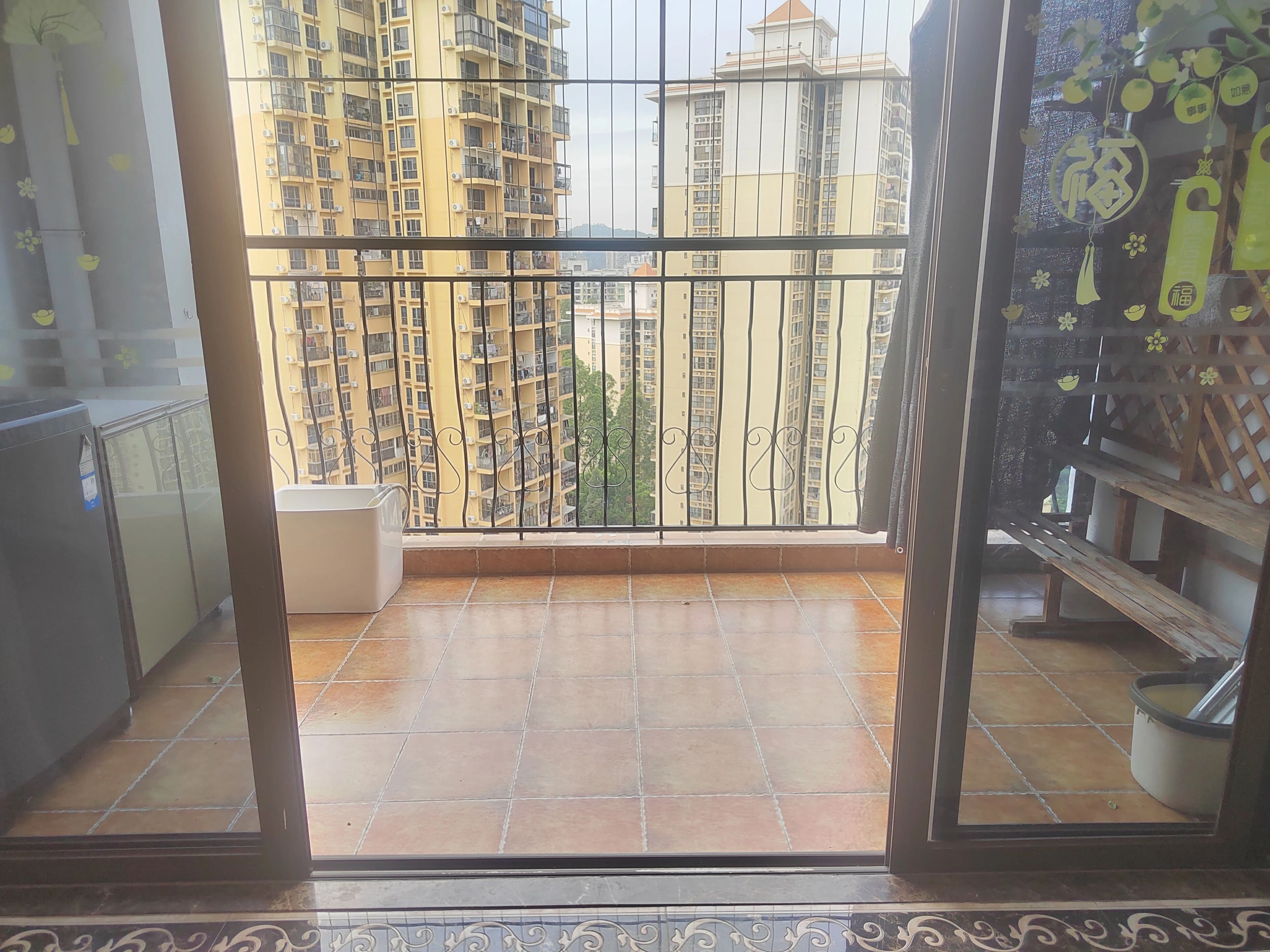 深圳英郡年华花园二期二手房房源图片