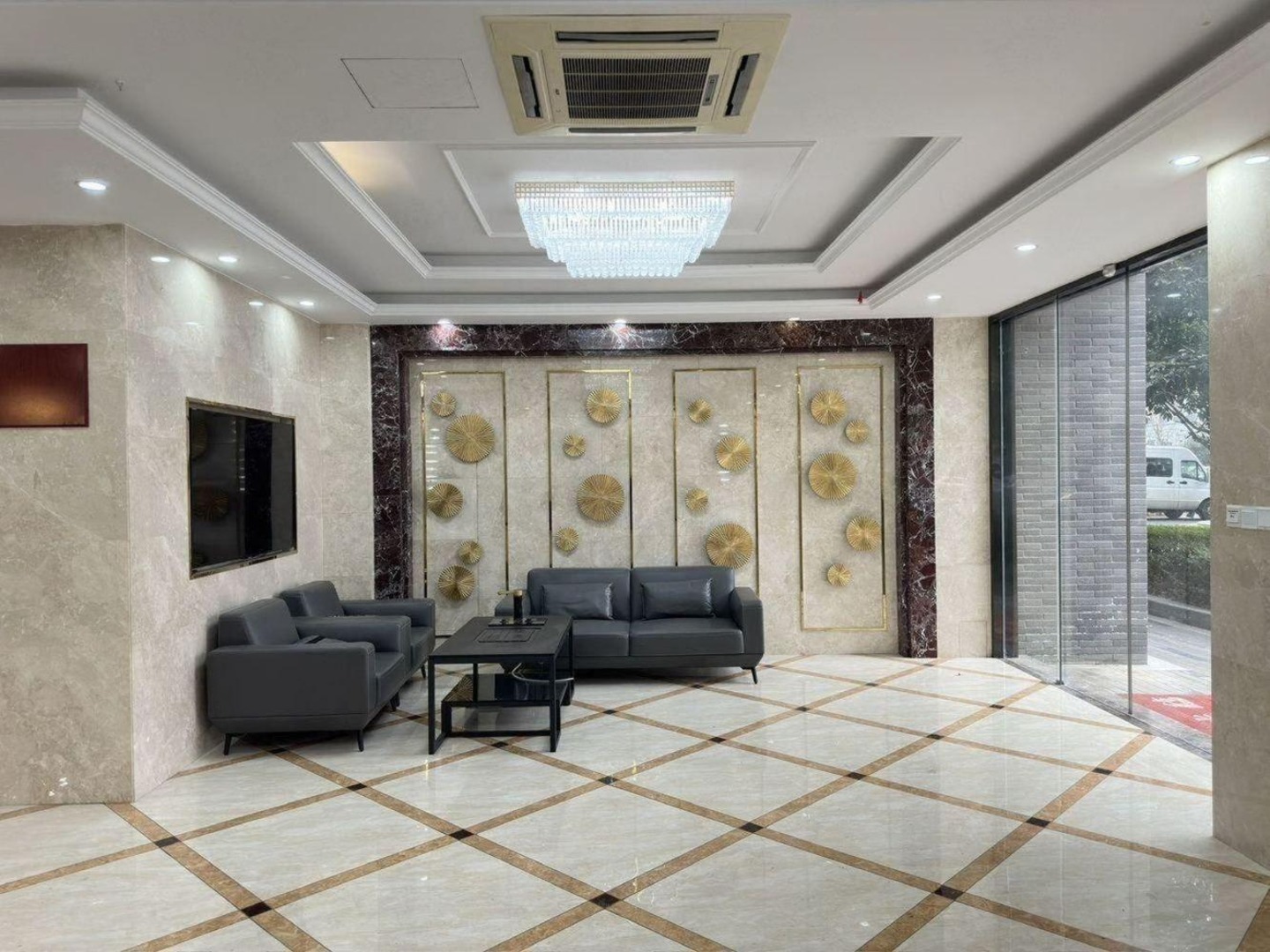 深圳前海深港基金小镇二手房房源图片