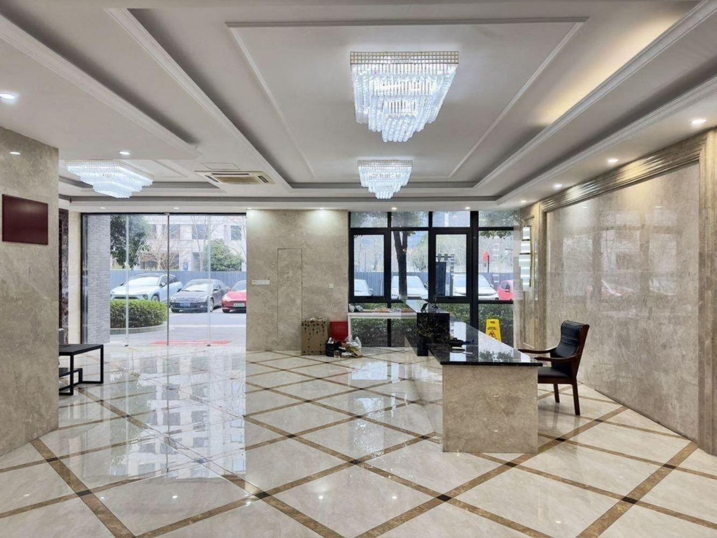 深圳前海深港基金小镇二手房房源图片