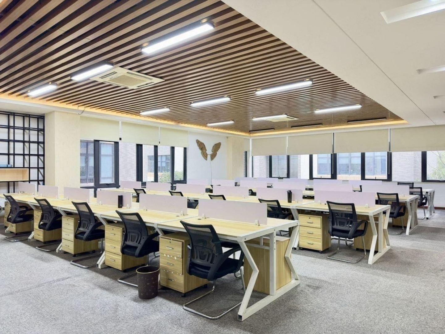 深圳前海深港基金小镇二手房房源图片