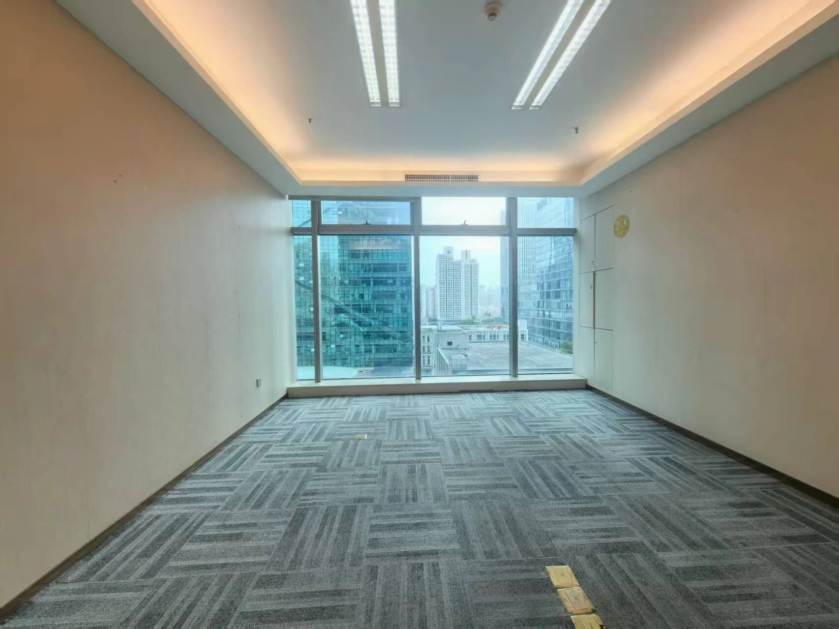 深圳卓越世纪中心二手房房源图片