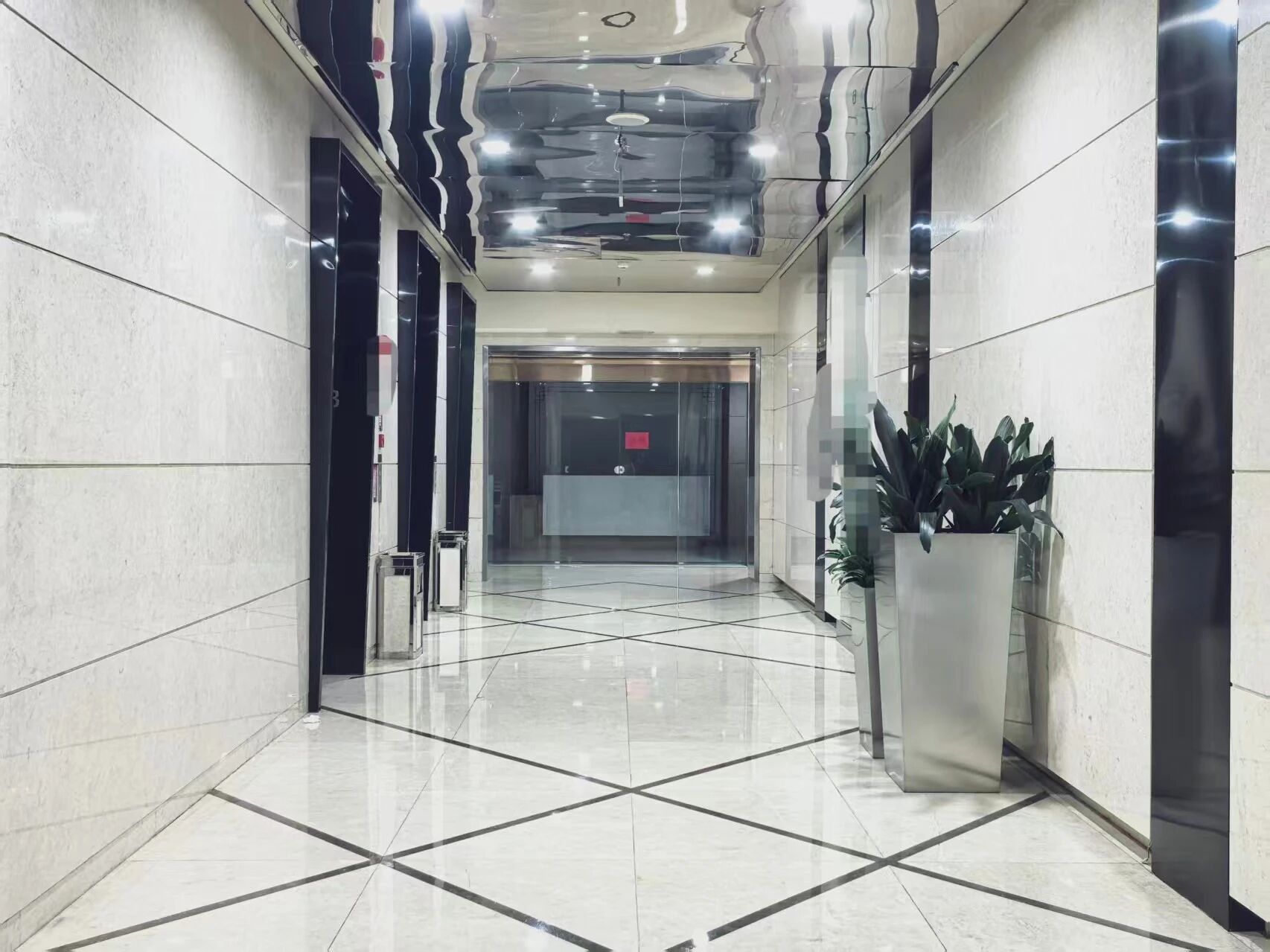 深圳卓越世纪中心二手房房源图片