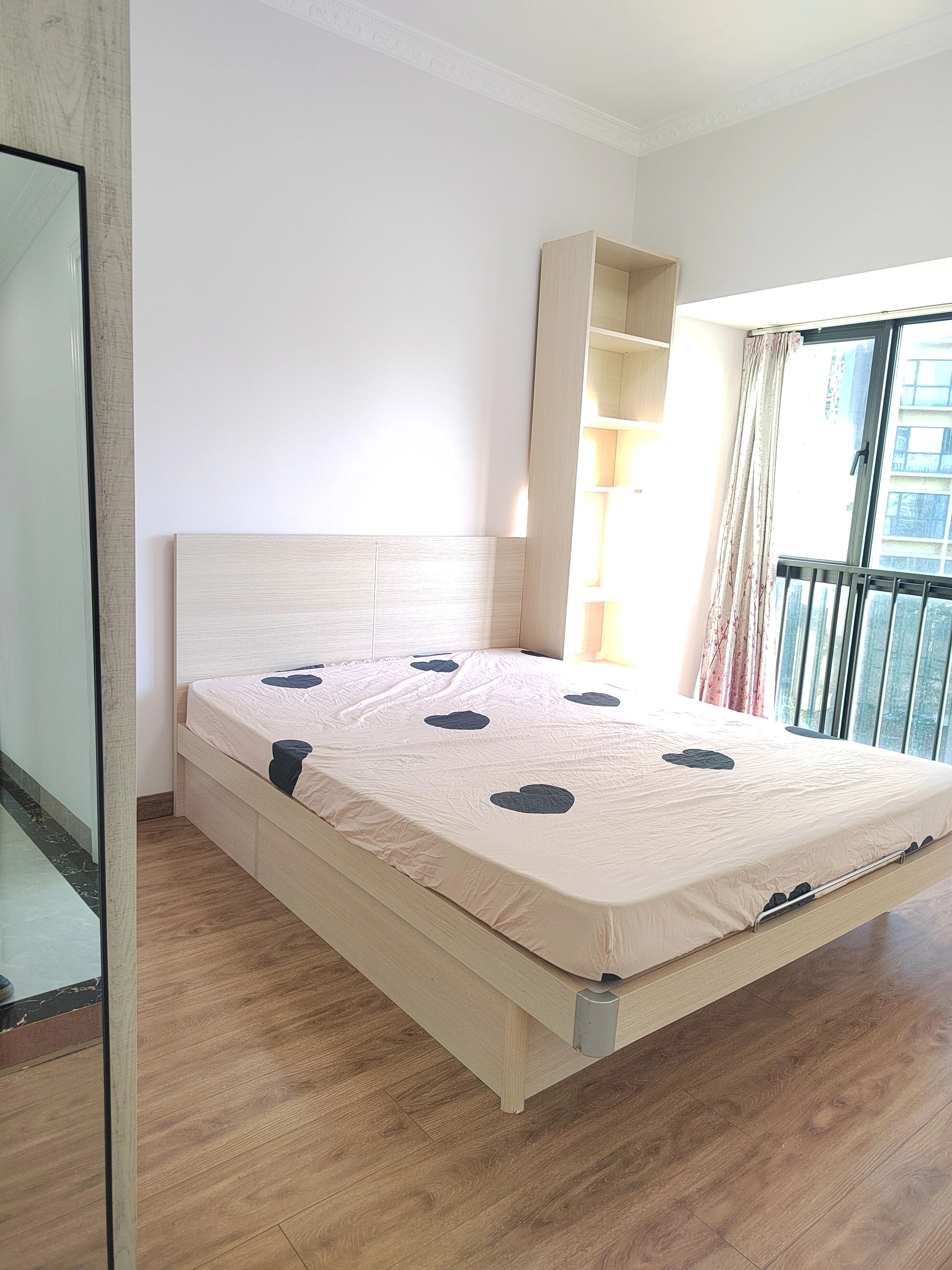 深圳英郡年华三期二手房房源图片