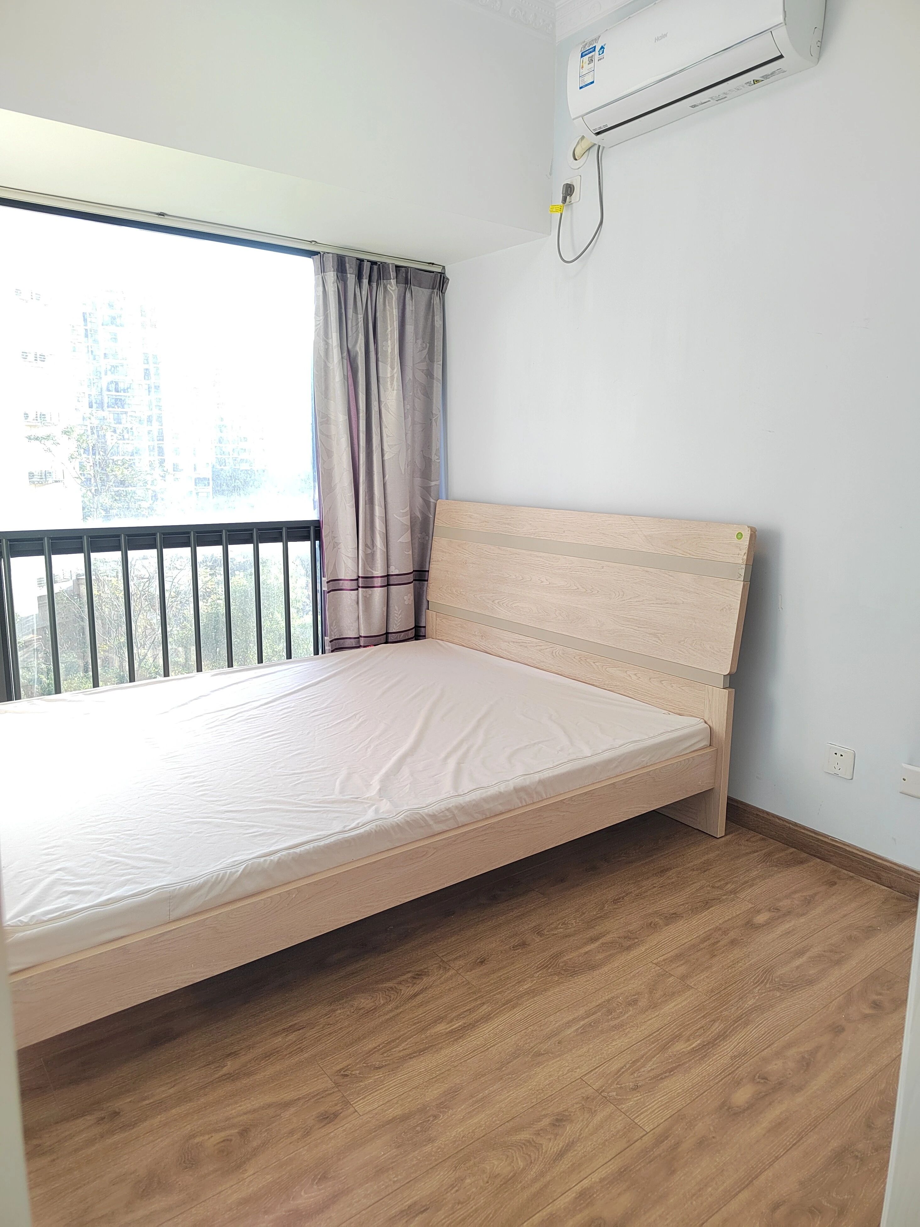 深圳英郡年华三期二手房房源图片