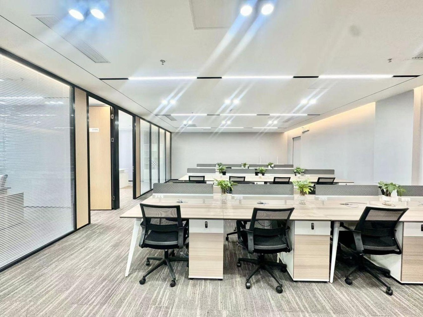 深圳中国凤凰大厦二手房房源图片