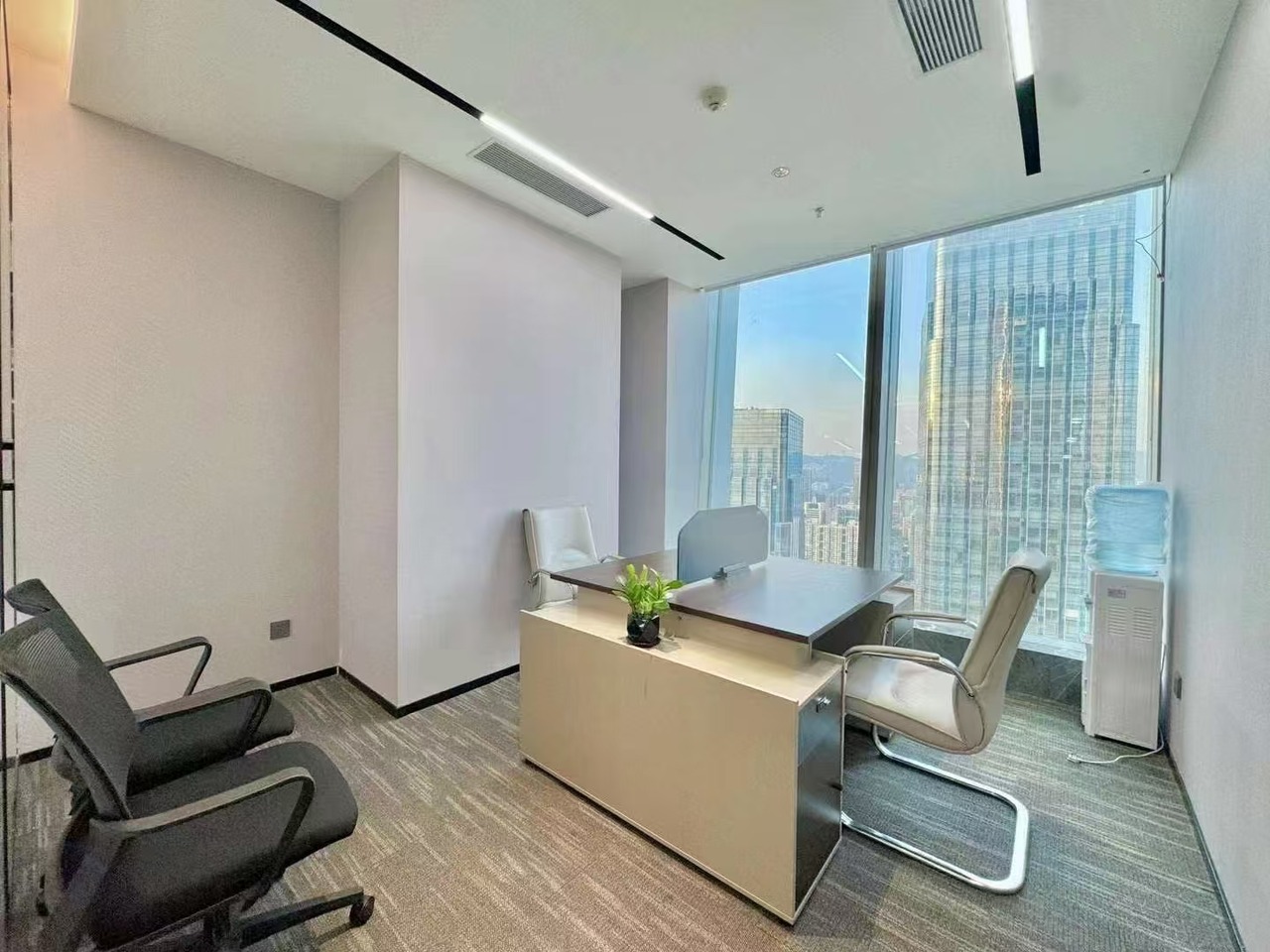 深圳中国凤凰大厦二手房房源图片