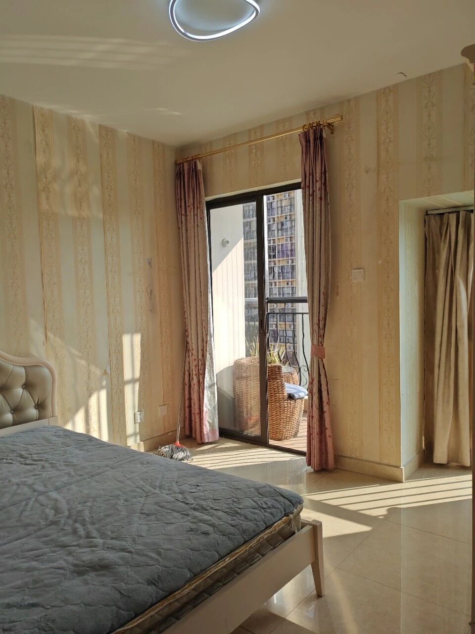 深圳英郡年华花园一期二手房房源图片