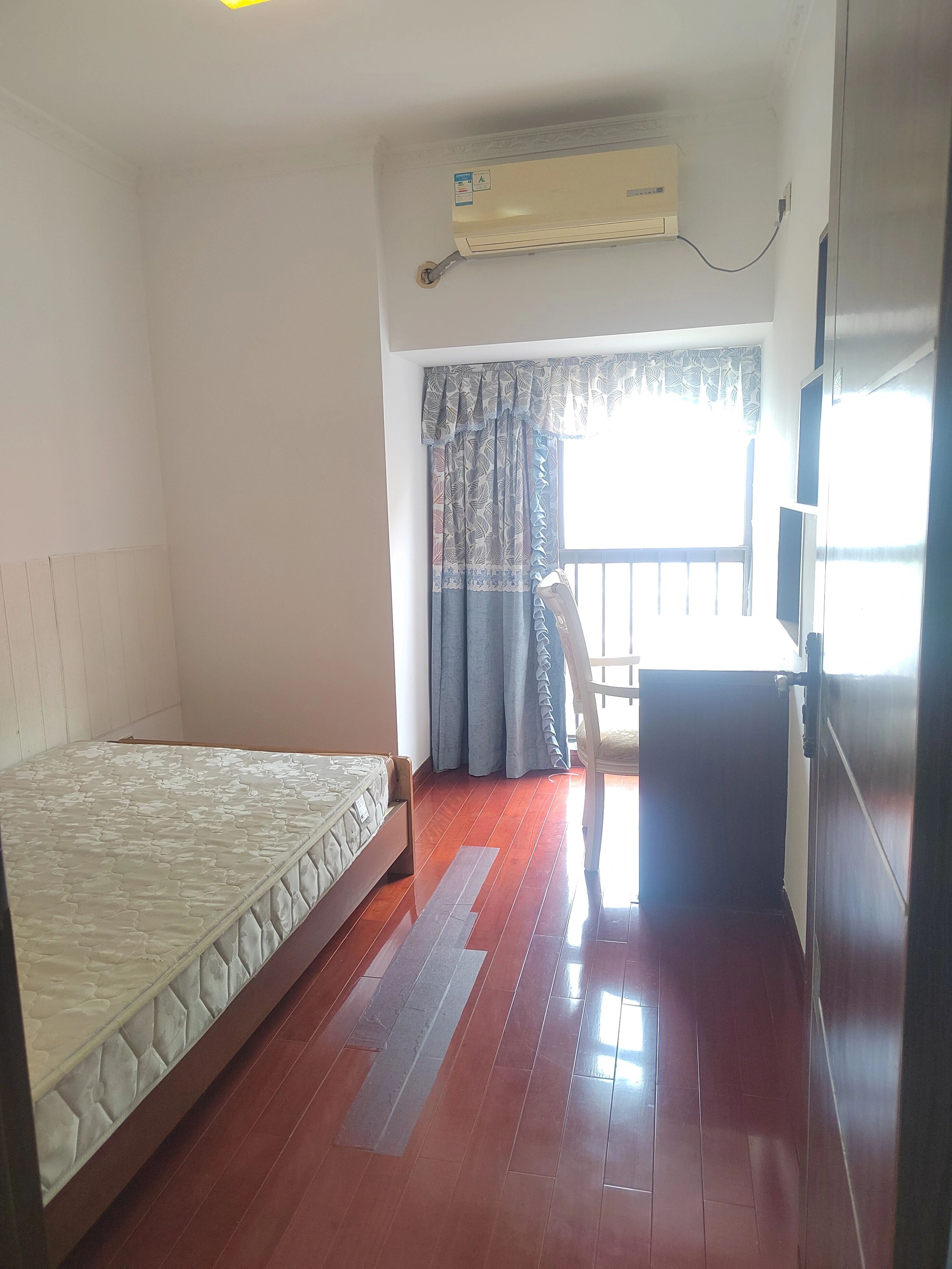 深圳英郡年华花园一期二手房房源图片