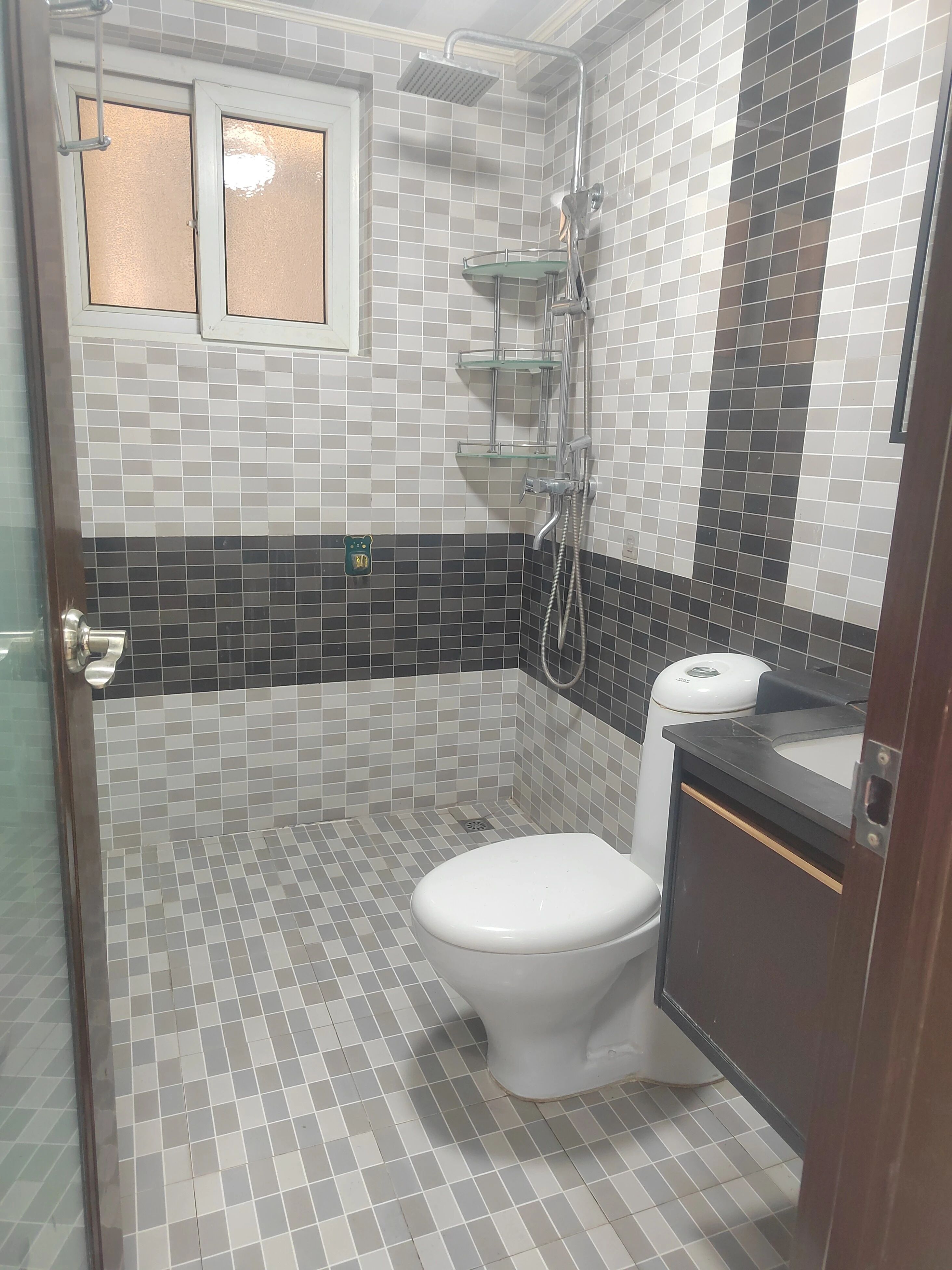 深圳英郡年华花园一期二手房房源图片