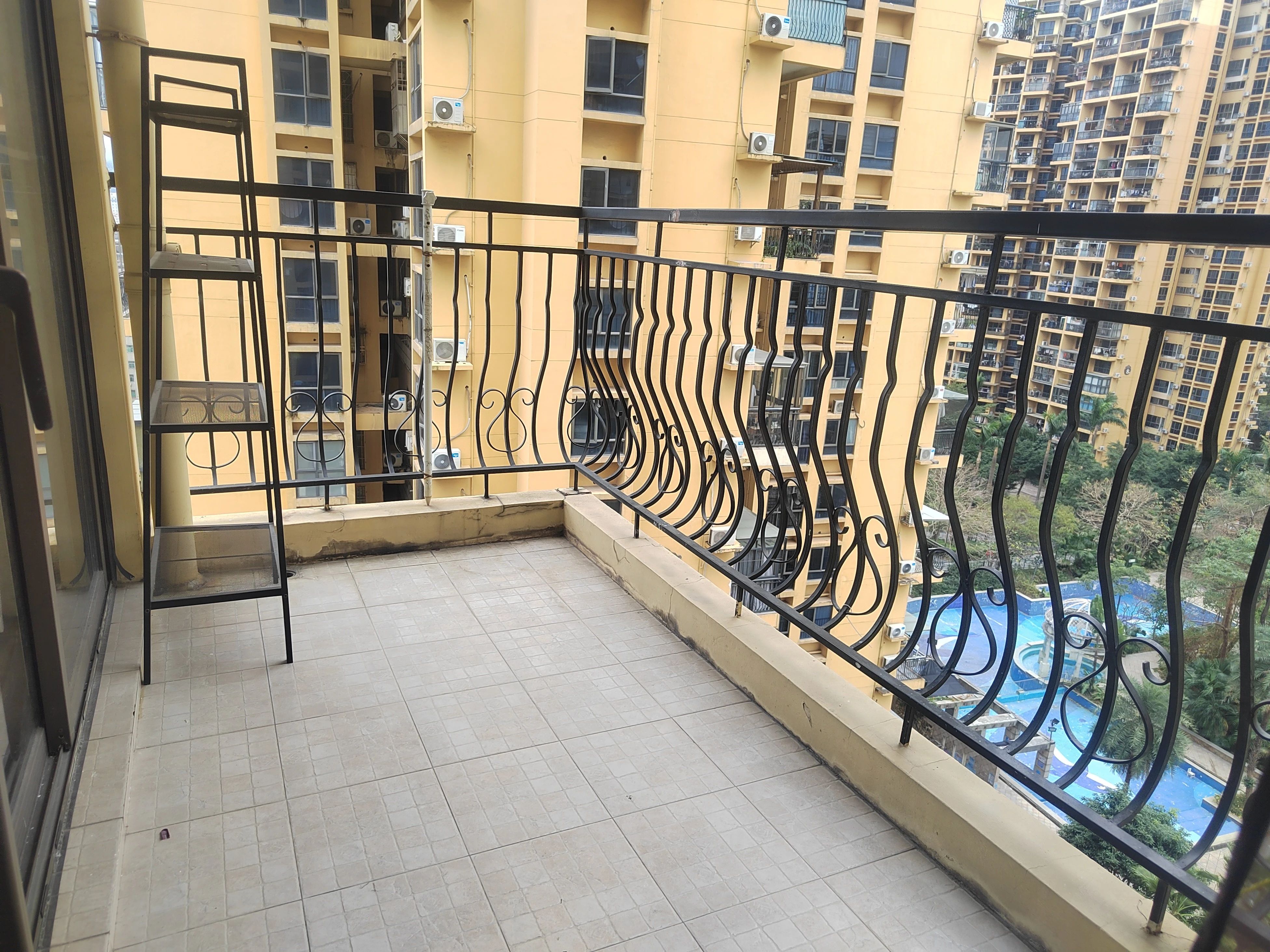 深圳英郡年华花园一期二手房房源图片