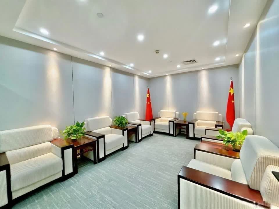 深圳大中华国际交易广场二手房房源图片