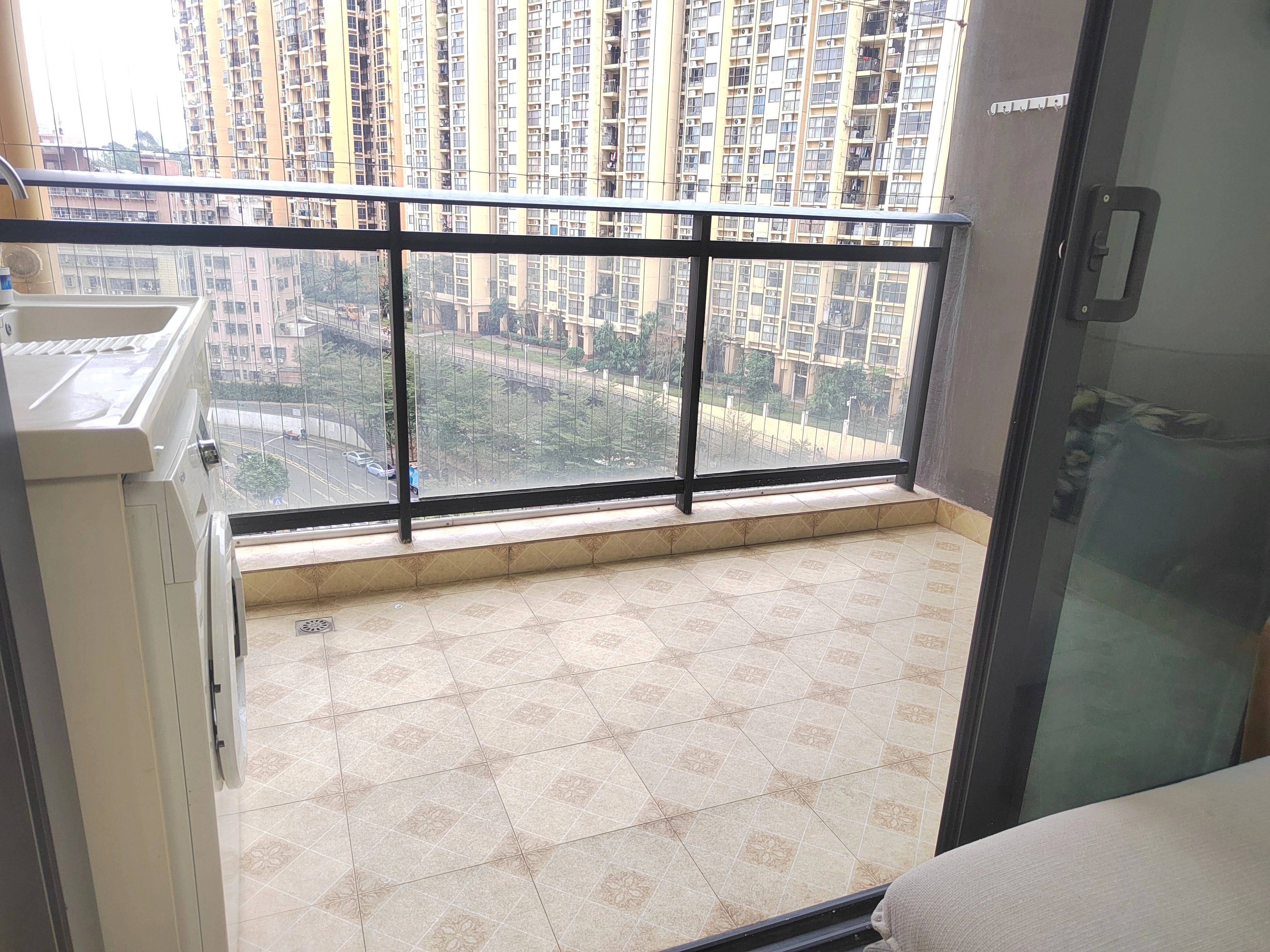 深圳英郡年华三期二手房房源图片