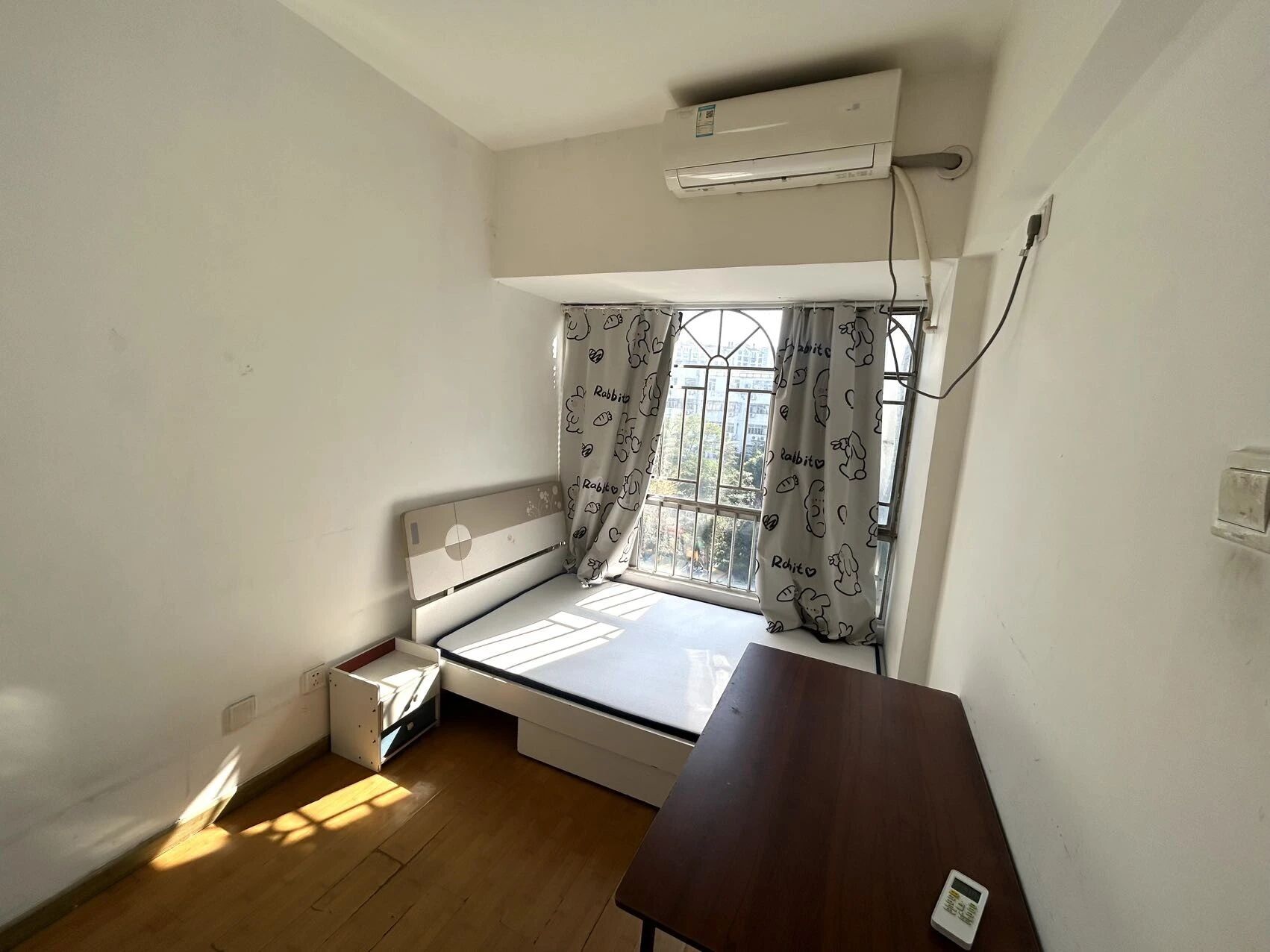 深圳知春里二手房房源图片