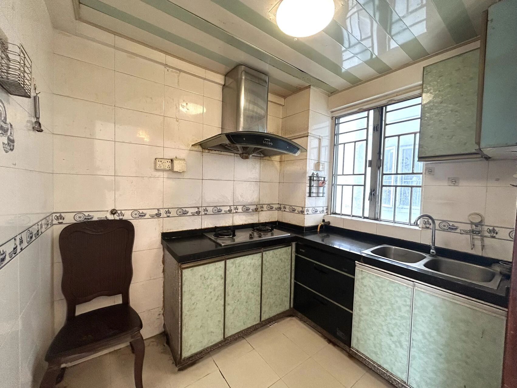 深圳知春里二手房房源图片