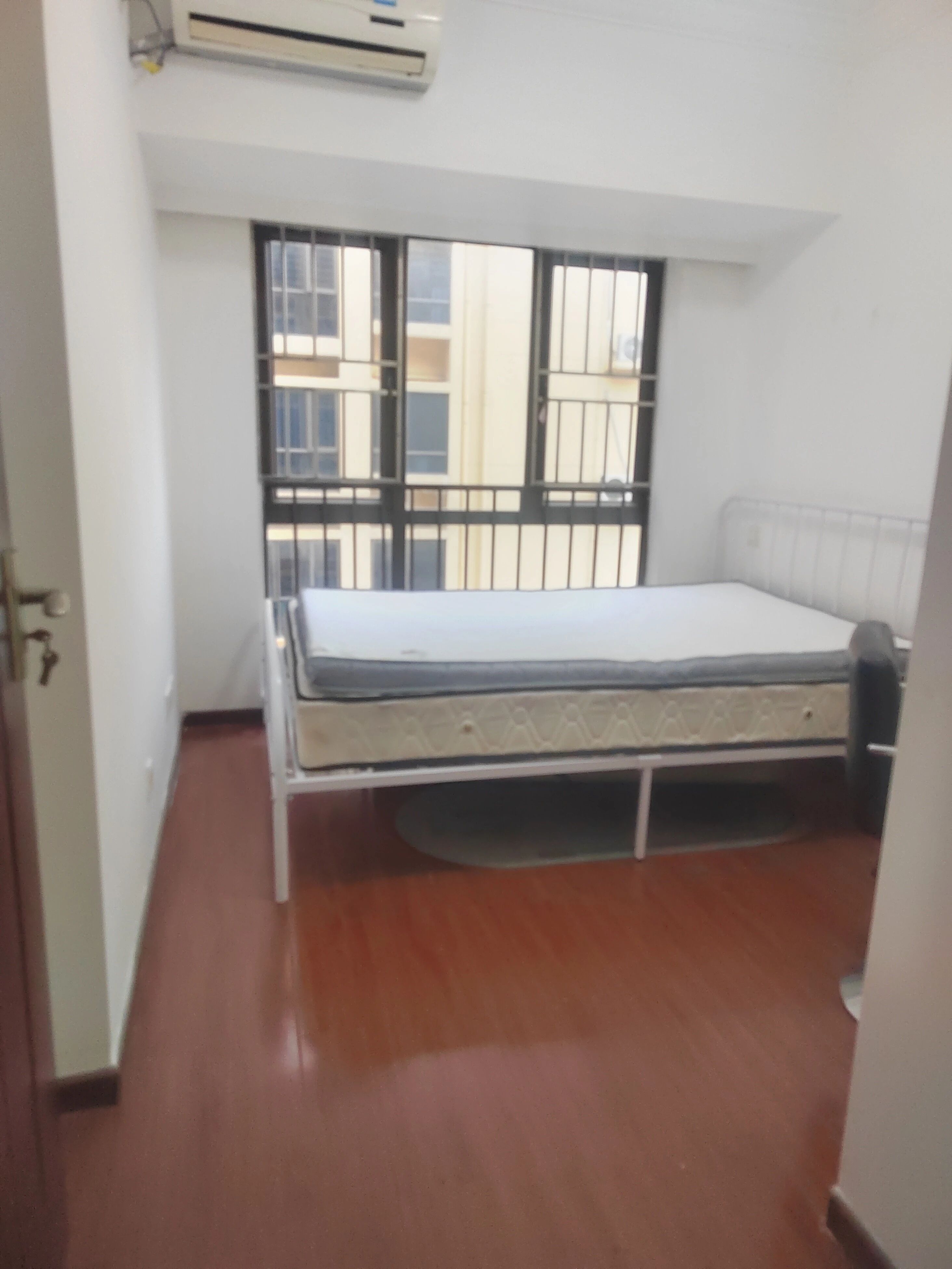 深圳英郡年华二手房房源图片