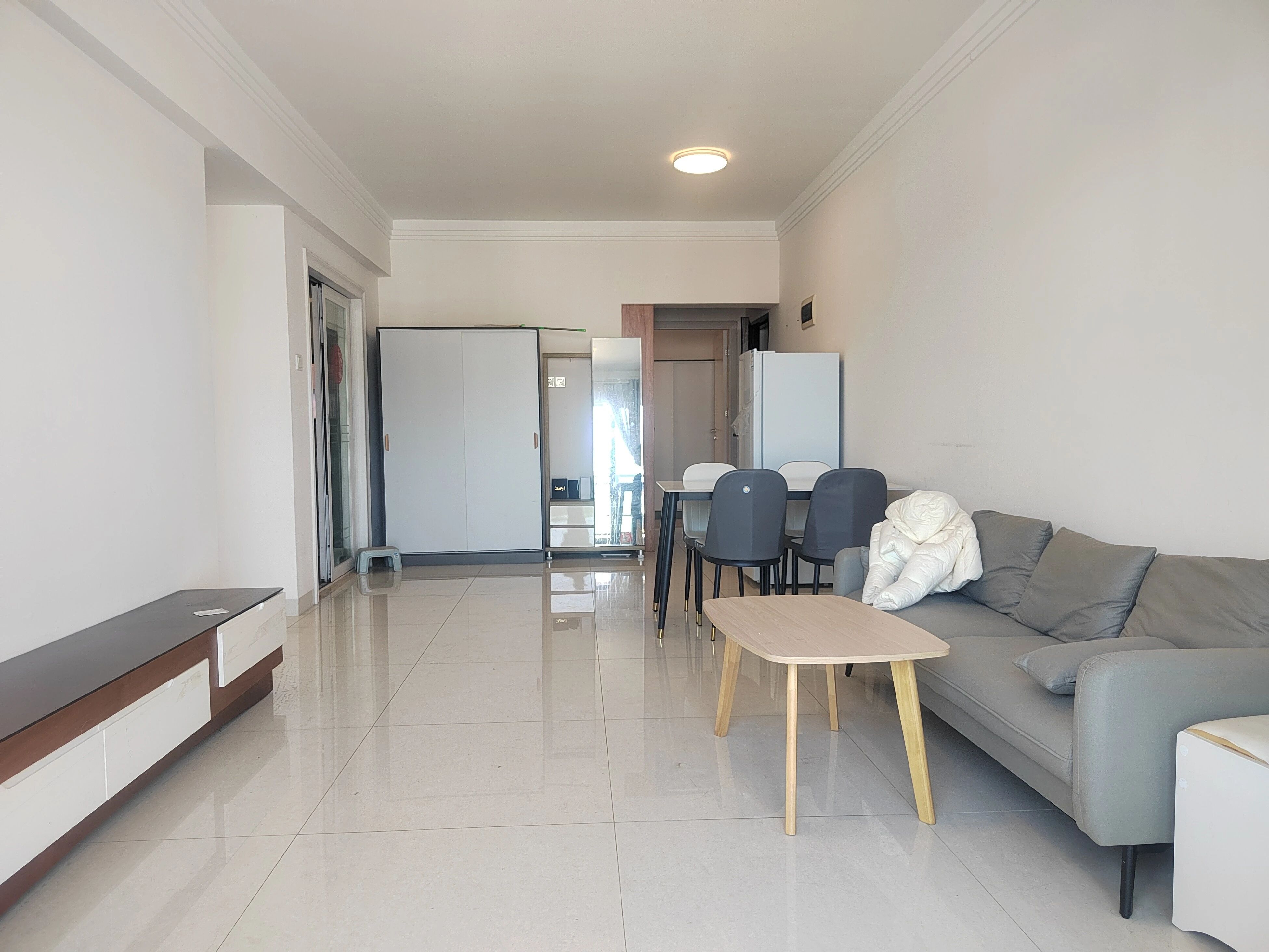 深圳倚龙华庭二手房房源图片