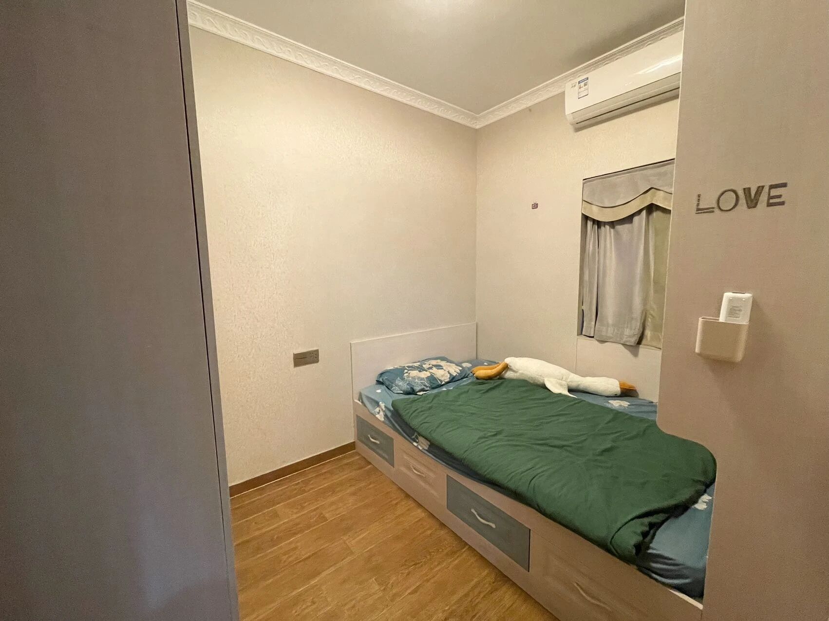 深圳英郡年华三期二手房房源图片