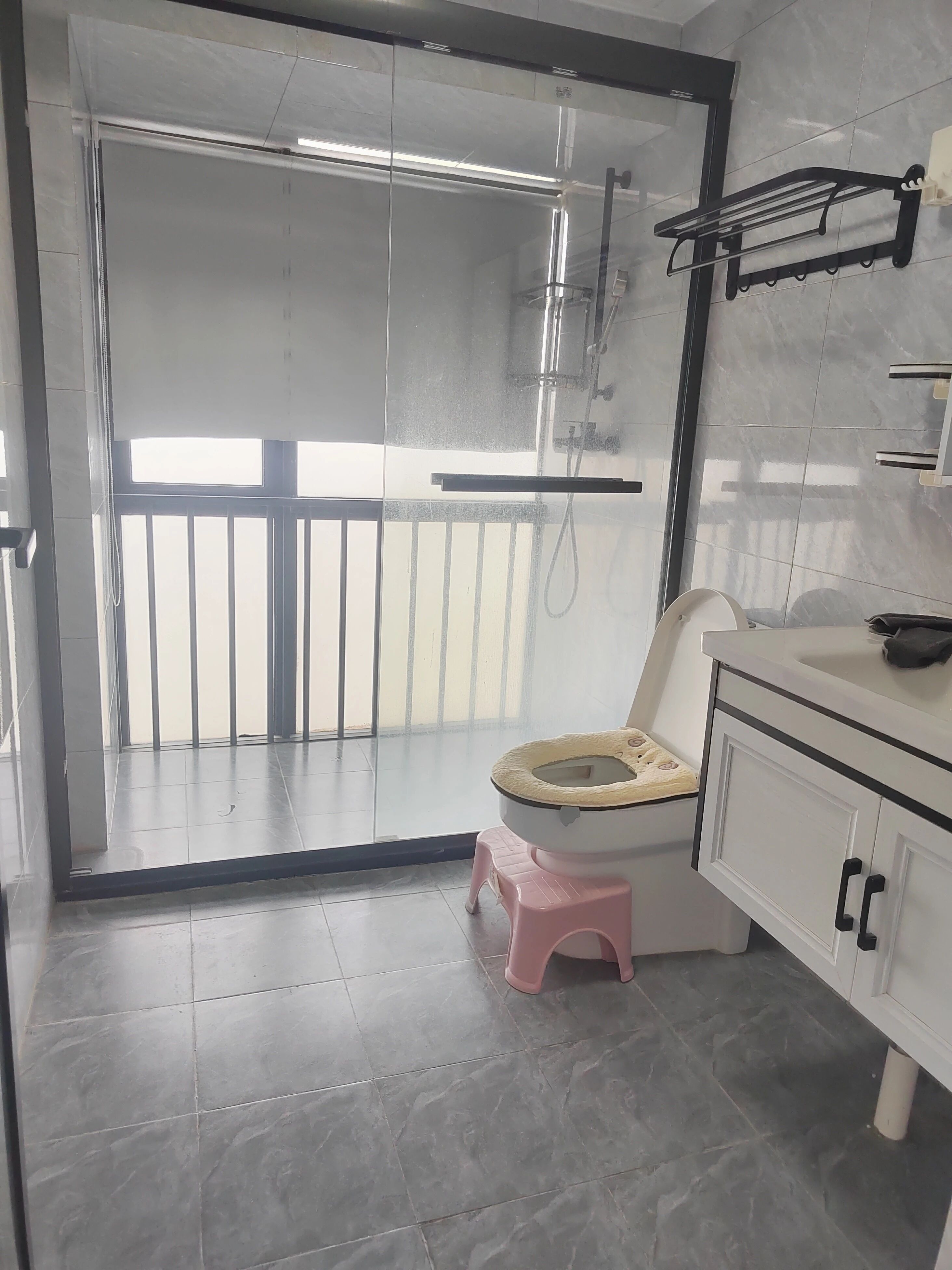 深圳英郡年华三期二手房房源图片