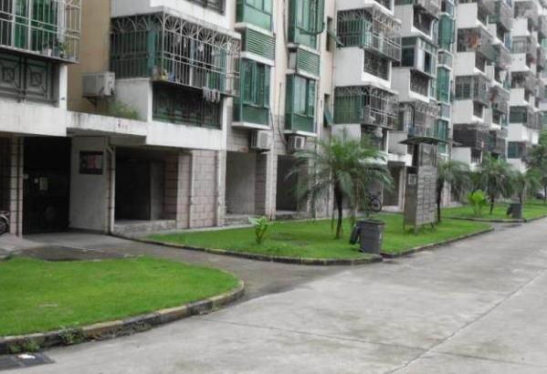 西丽 石鼓花园 正规3房子 看房方便 随时入住