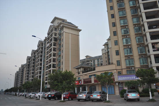 正地铁口 精装两房 东方明珠城 满二无税 带学位 业主急售