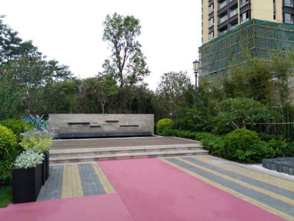 深圳北东莞樟木头地铁口 汇景香樟公馆两房 政府旁学区房
