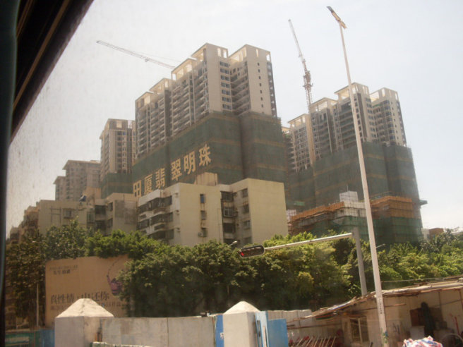 推推99深圳房产网田厦翡翠明珠花园外景图